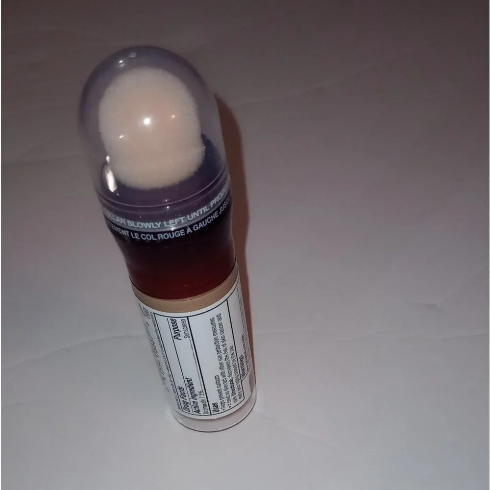 🆕✏️Maybelline Instant Age Tewind Eraser Treatment #225